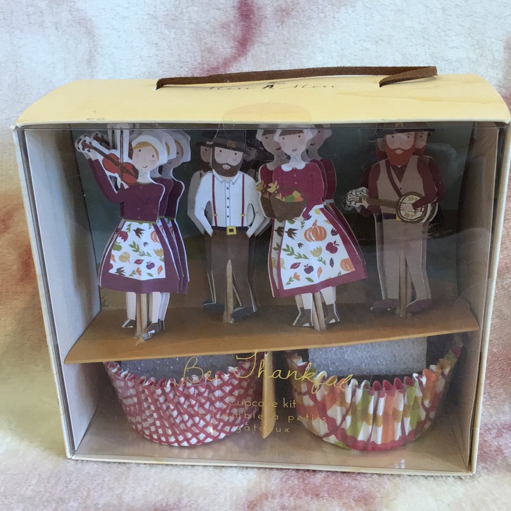 Meri Meri Thanksgiving Fall Harvest Cupcake Decore Set NWT 24 toppers 24 liners